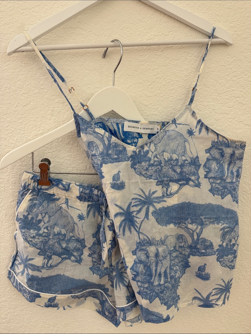 Desmond & Dempsey Print Pajama Set